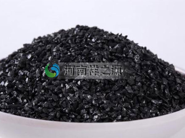 ��ˮÓɫ����̿